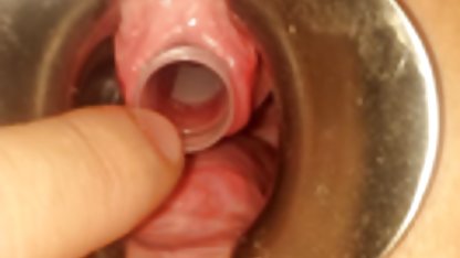 美しいtattooed masseuse気に乗ってコック ノーカット えろ