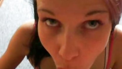 Stepmomカルメン-ヴァレンティーナseduces stepson 熟女 えろ 無 修正